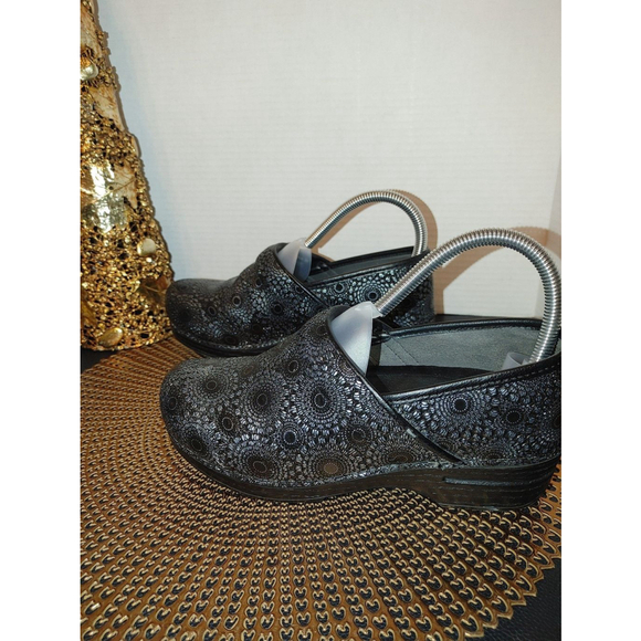 Dansko Professionals size 38 - Picture 3 of 4